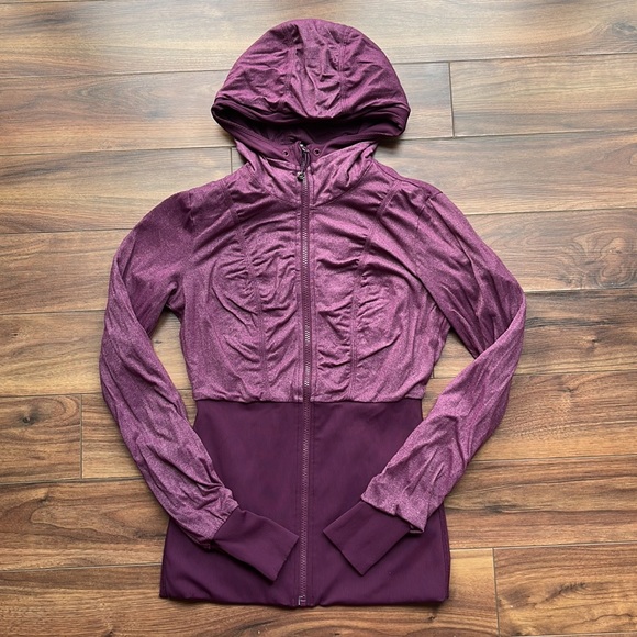 Lululemon Running Jacket - Picture 3 of 5